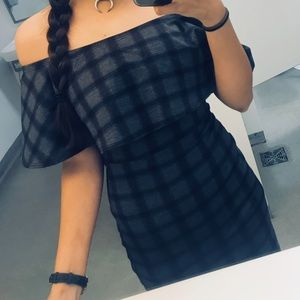 Lulu’s off-the-shoulder gray plaid dress